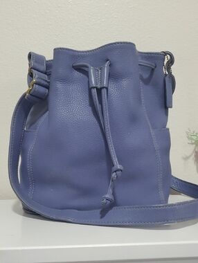 VINTAGE Coach Sonoma Drawstring Leather Shoulder/Crossbody Bucket Bag💙